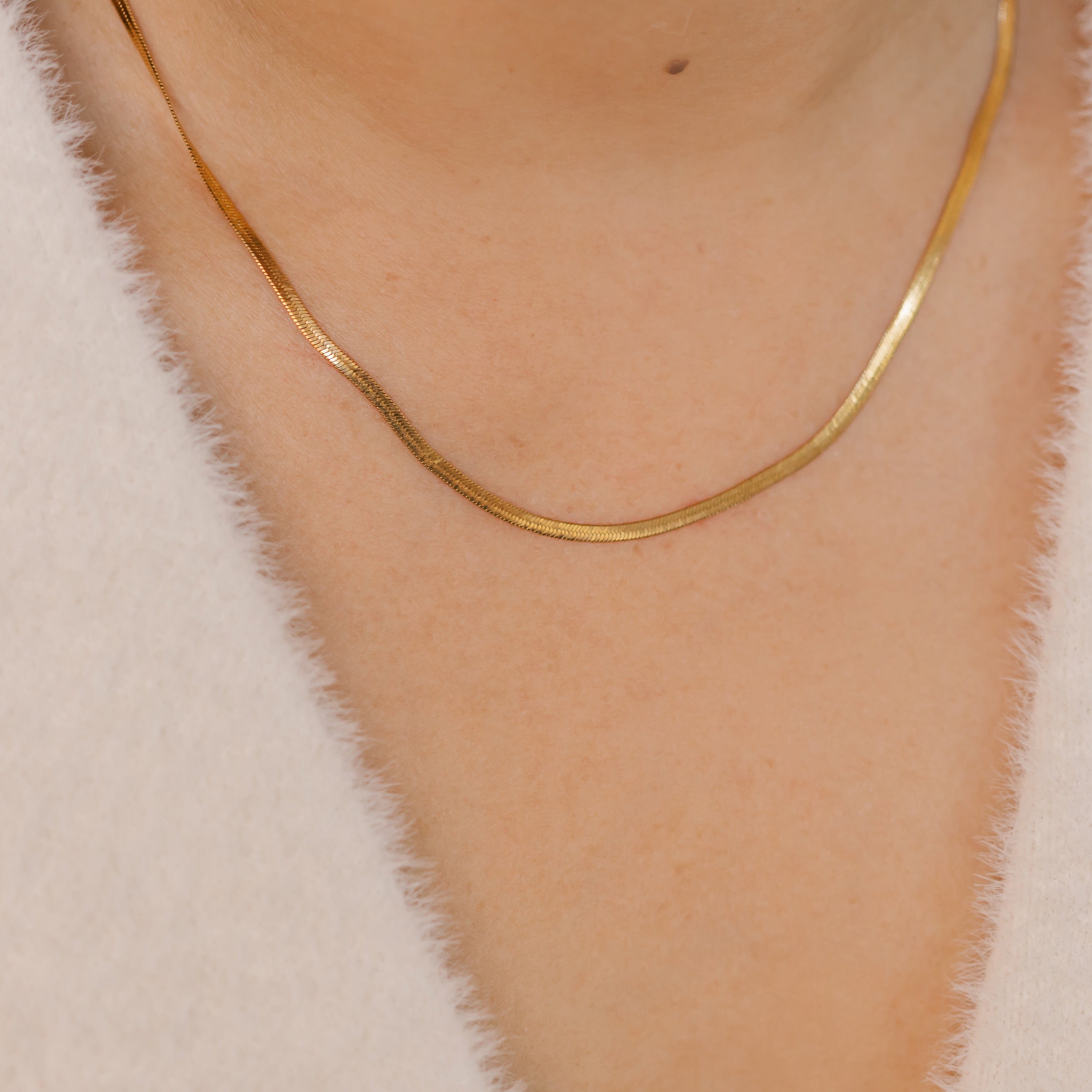 gold layered herringbone necklace