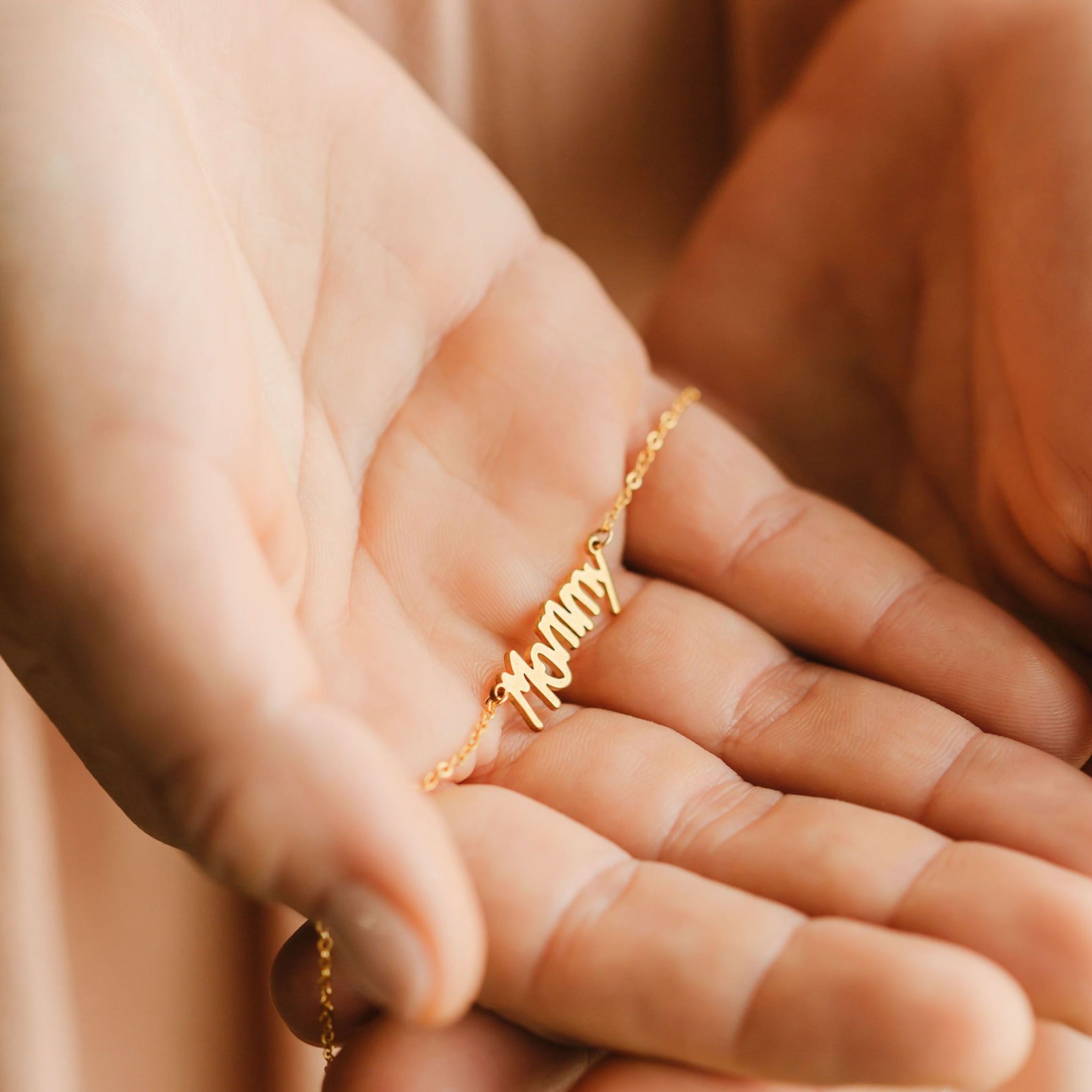 Mommy Handwriting Cutout Necklace in gold