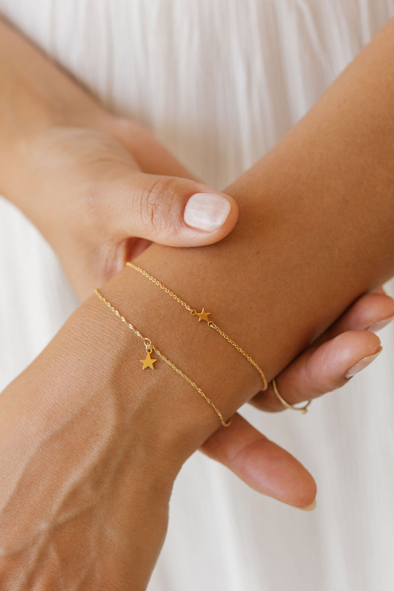 [SOLID GOLD] Sideways Star Bracelet