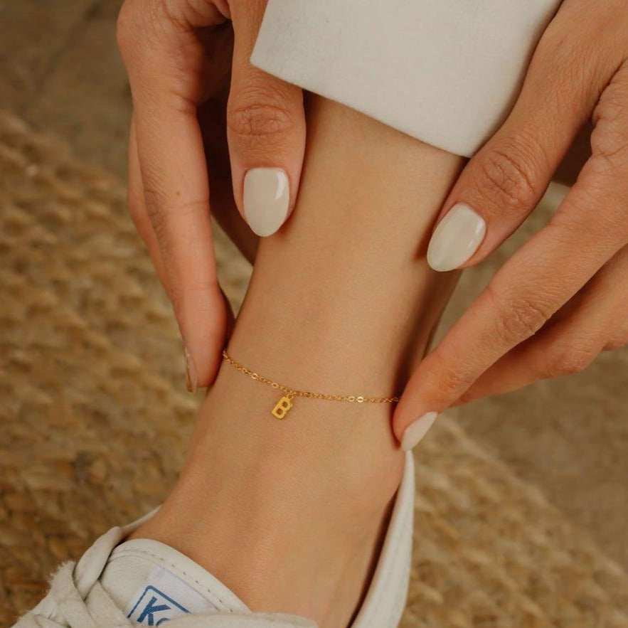 anklet with letter "B" pendant