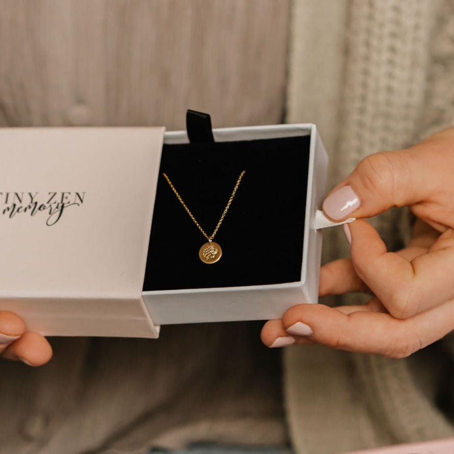 Birth flower pendant necklace in the box