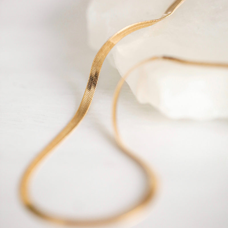 Herringbone Chain Necklace - M E I R A K O
